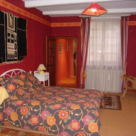 Africaine Confortable Avec Belle Vue A - Fr-1-585-112 Futeau